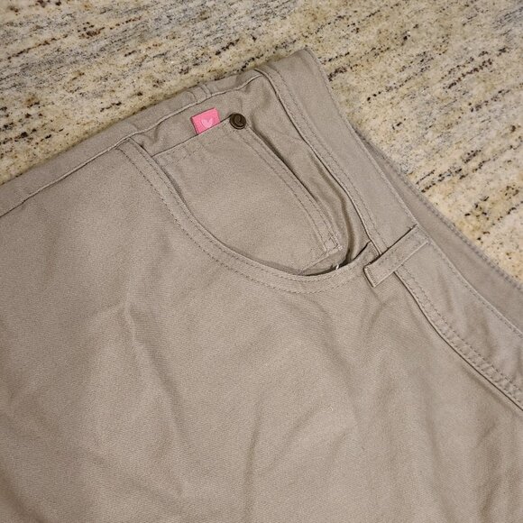 NWOT Woman Within Plus Size 34W Zip Up Tan Stretch Denim Modern Fit Shorts Cuff - Picture 7 of 12